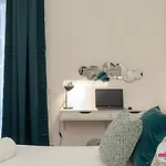 Apartment Black And Porta Venezia